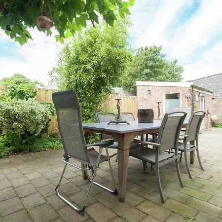 Semi Detached House With Garden In Quiet Location Within Walking Distance Of The Centre Of Bergen Bergen